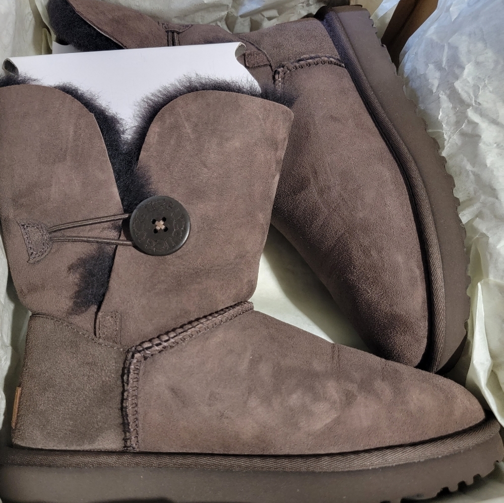Women's Ugg Bailey Button II Boot